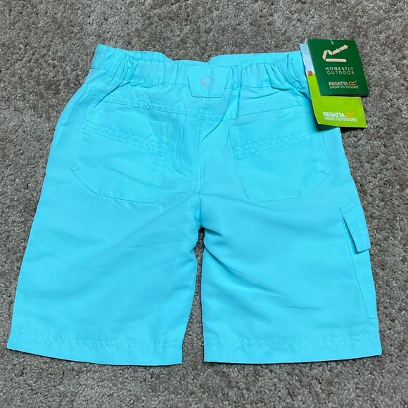 REGATTA GREAT OUTDOORS KIDS SORCER CARGO WALKING SHORTS. COOL AQUA. SIZE 7-8. - Picture 2 of 13